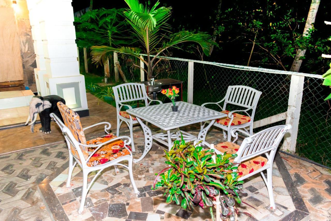 Hotel House Of Richness Negombo Exteriér fotografie